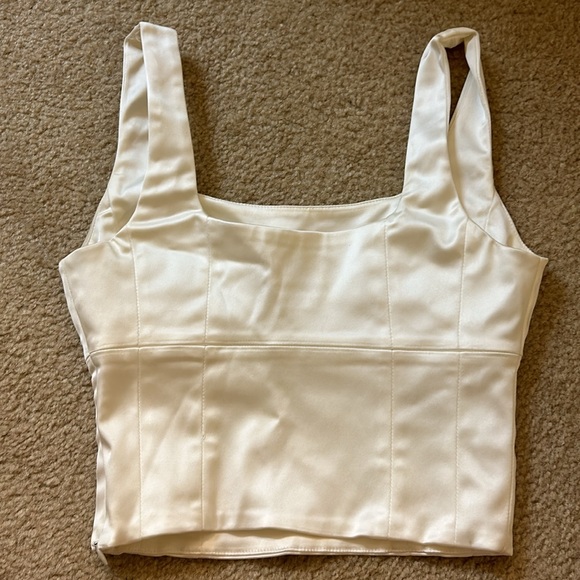 Aritzia Wilfred white top - Picture 6 of 9